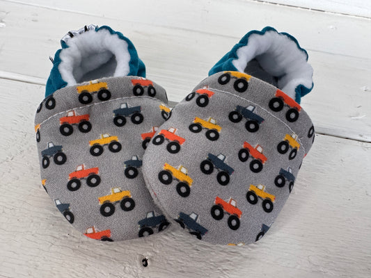 Soft Soled Shoe 0-6 months (fleece)